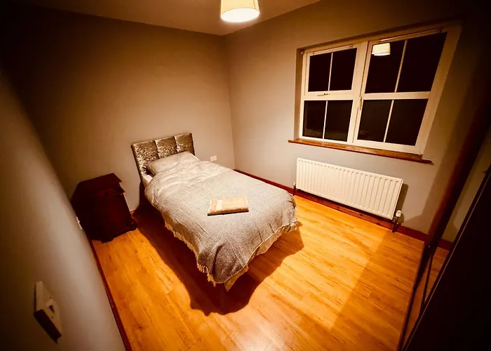 Brookfield Lodge, Дом отдыха *