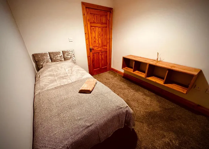 Brookfield Lodge, * Donegal Town